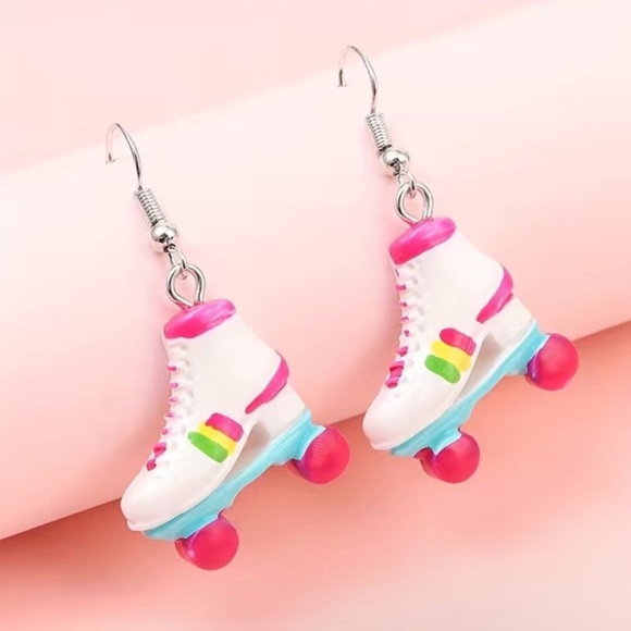 New Cartoon Enamel Retro Bus, Motorcycle, Roller Skates, Graduation Cap Earrings - Picture 11 of 14